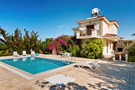 Villa Carob