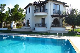 Villa Lanterns C12
