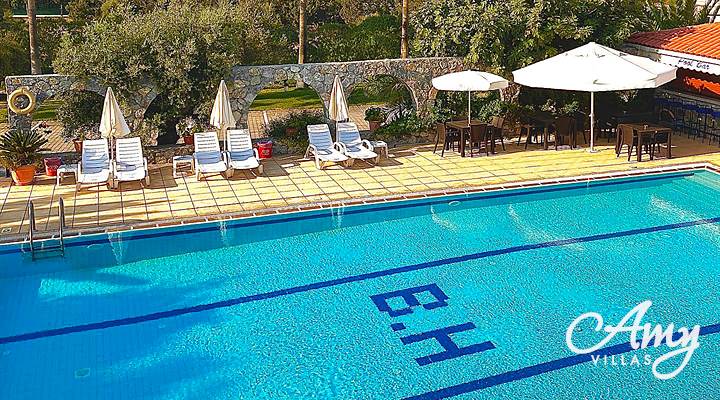 Bungalow Bare Hill - Alsancak, North Cyprus
