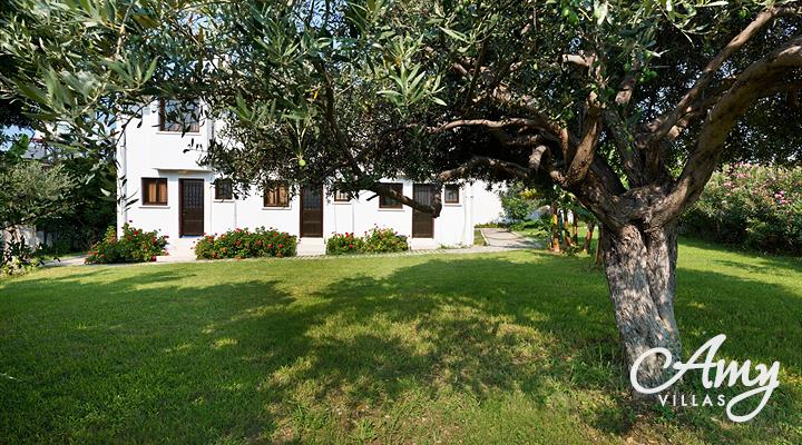 Bungalow Bare Hill - Alsancak, North Cyprus