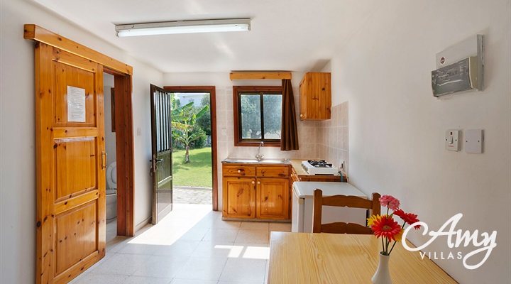 Bungalow Bare Hill - Alsancak, North Cyprus