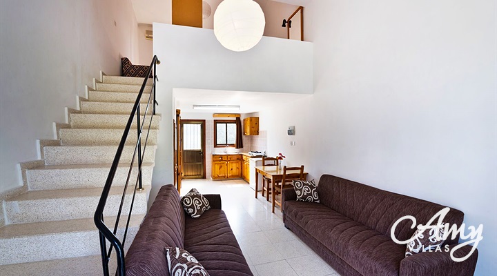 Bungalow Bare Hill - Alsancak, North Cyprus