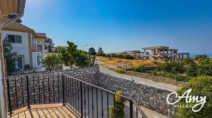 Villa Bella - Bellapais, North Cyprus