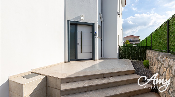 Villa Crystal House - Alsancak, North Cyprus