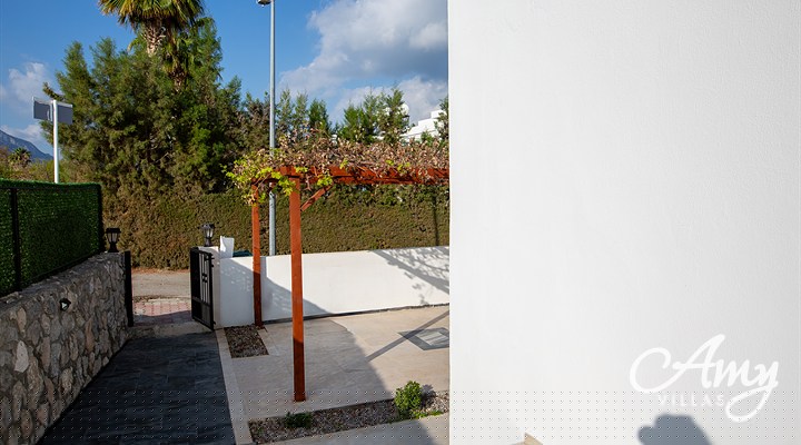 Villa Crystal House - Alsancak, North Cyprus