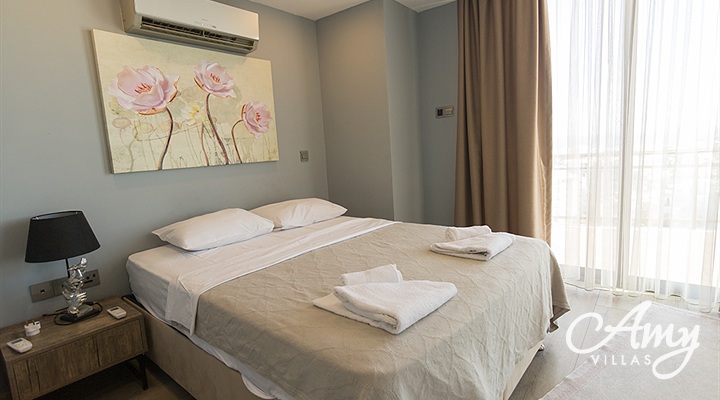 Penthouse Elegance - Kyrenia, North Cyprus