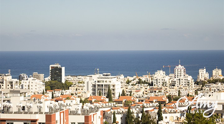 Penthouse Elegance - Kyrenia, North Cyprus