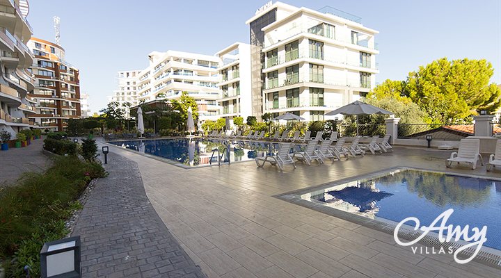 Penthouse Elegance - Kyrenia, North Cyprus