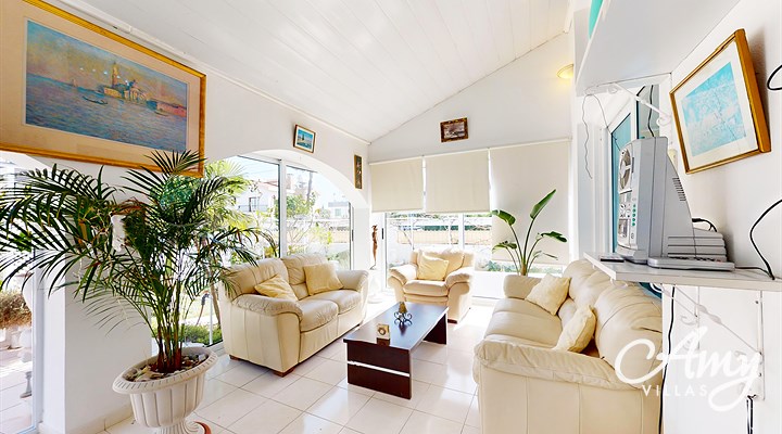 Villa Florence - Karaoglanoglu, North Cyprus