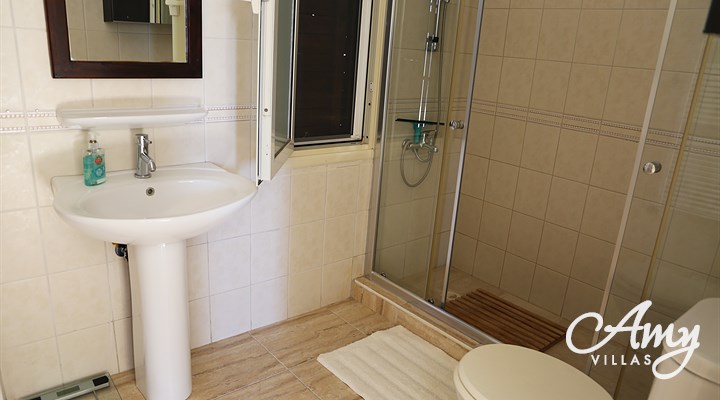 Villa Lak Jeema - Catalkoy, North Cyprus