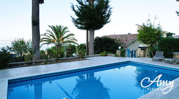 Villa Mandevilla - Karmi, North Cyprus