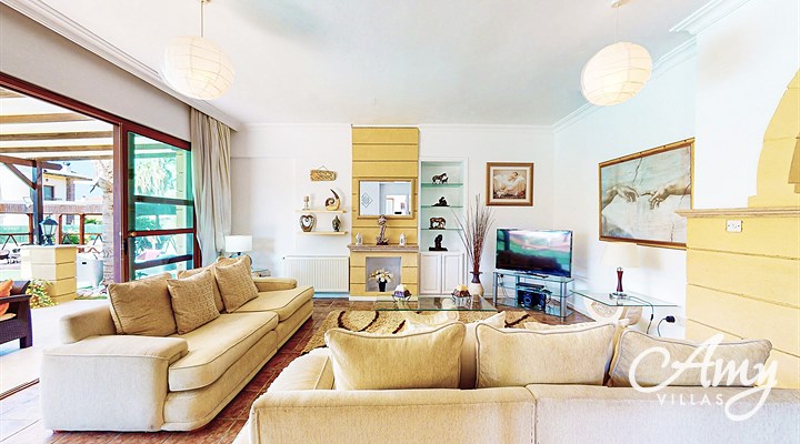 Villa Oak Lodge - Lapta, North Cyprus