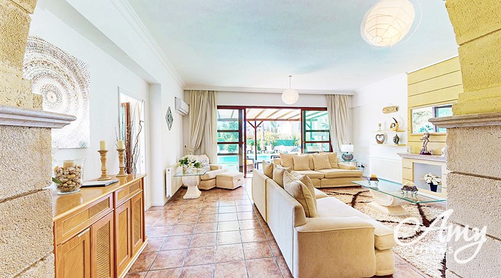 Villa Oak Lodge - Lapta, North Cyprus