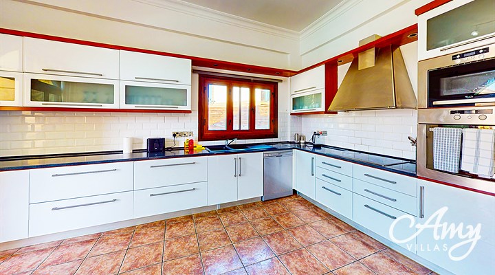 Villa Oak Lodge - Lapta, North Cyprus