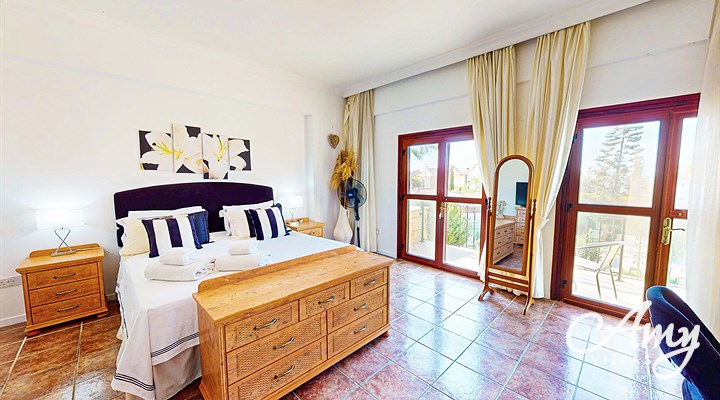 Villa Oak Lodge - Lapta, North Cyprus