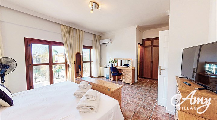 Villa Oak Lodge - Lapta, North Cyprus