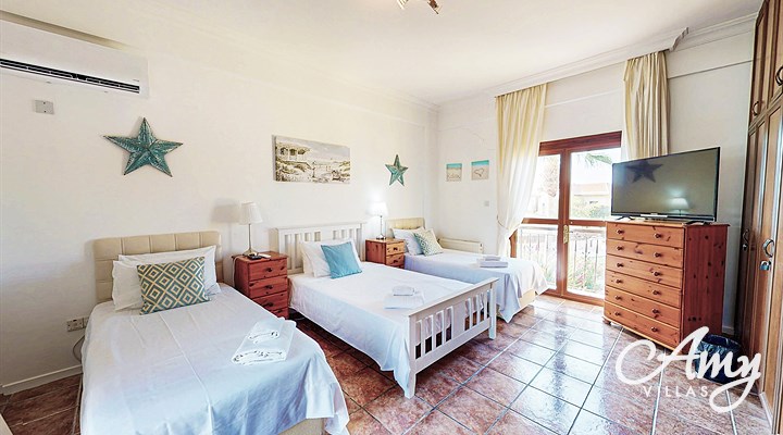 Villa Oak Lodge - Lapta, North Cyprus