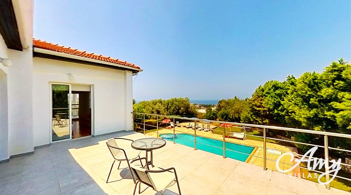 Villa Olivia - Lapta, North Cyprus